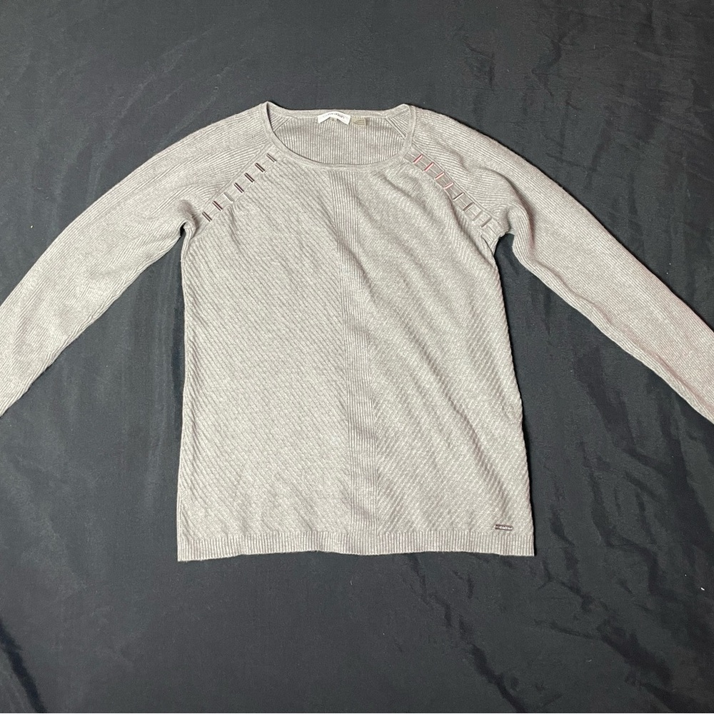 Calvin Klein Elegant Gray Women's Sweater medium